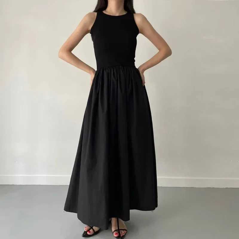 New Summer Simple Elegant Black Long Dresses For Women Round Neck Sleeveless High Waist Temperament Female Fashion Style Dress XJ250610
