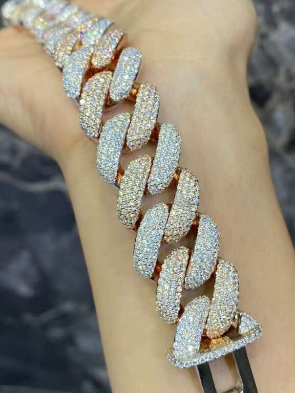 Two-tone White Sliver Plated 18mm VVS Moissanite Dia Cuban Chain Necklace Hip-hop Fashion Bracelet OACOCA