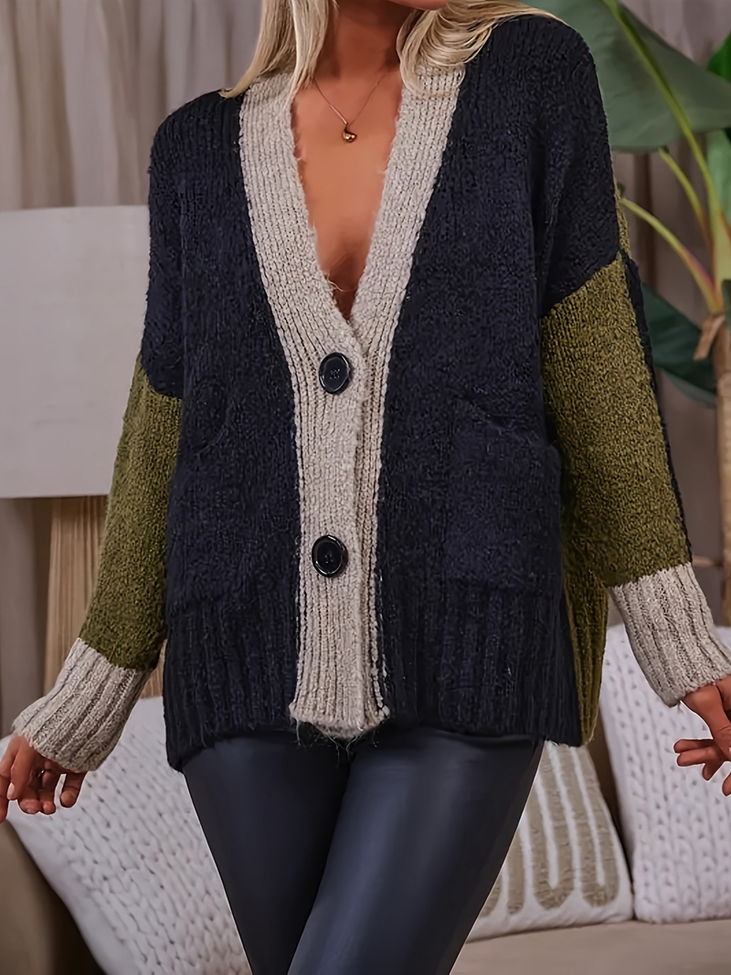Contrast V-neck long sweater coat women's autumn and winter thickened loose lazy wind wearing knitted cardigan.