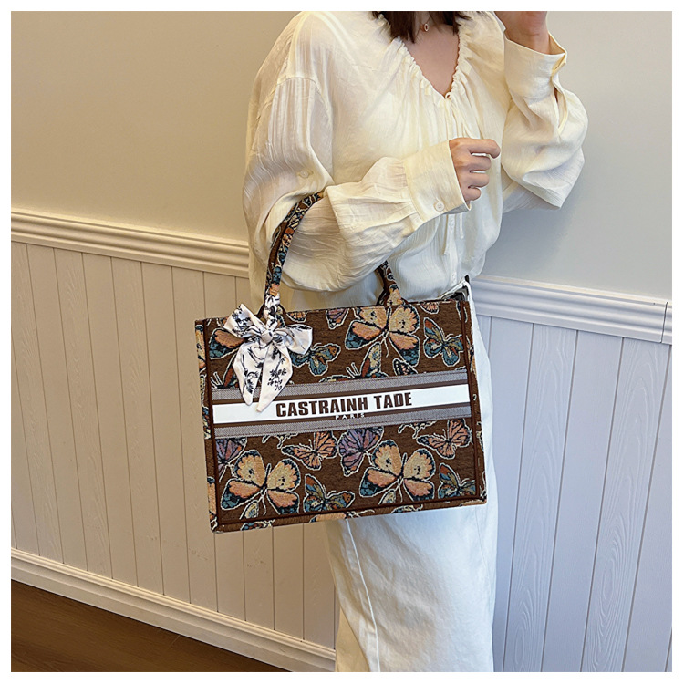 Free shipping 2025 designer Shoulder totes Bags For womans ladies flap printing embroidery lady chain square handbag pink women crossbody Underarm tot