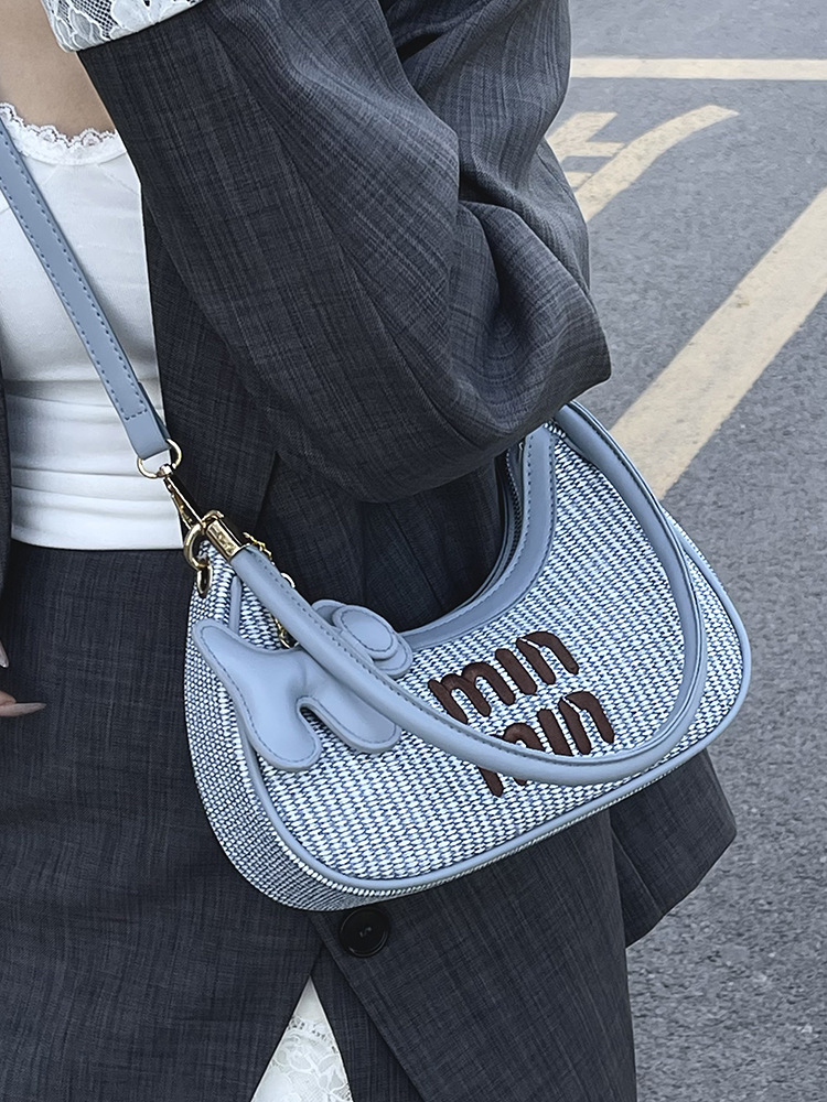 designer bag woven crescent-shaped underarm bag for women 2025 versatile letter single-shoulder crossbody bag crescent-shaped bag free shipping