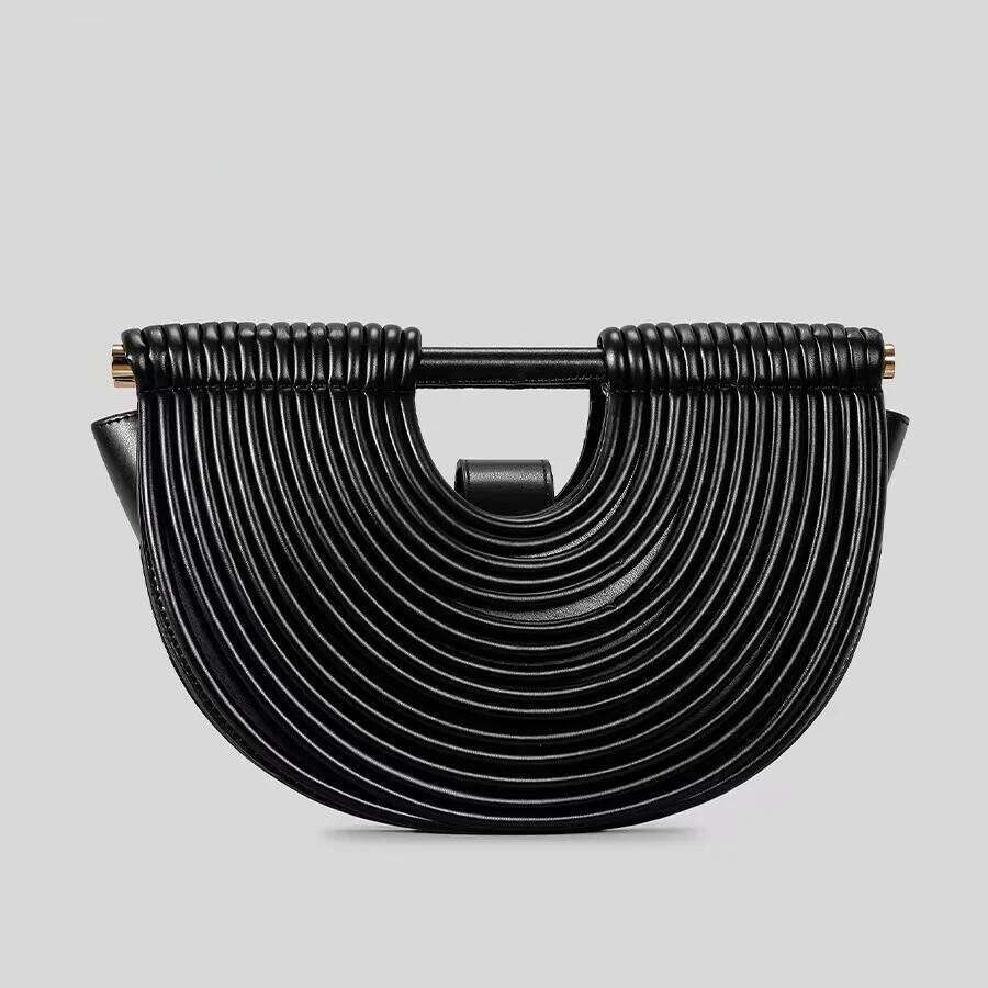 Designer Luxury Handbags For Women 2025 New Gold Designer Brand Handwoven Noodle Bags Rope Knotted Pulled Half Moon Sier Evening Clutch