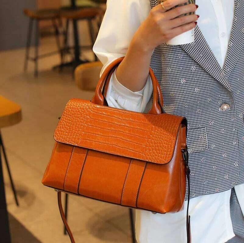 Genuine Leather Women's Bags Designer Women Tote Retro Large Capacity Crossbody Shoulder Bag Cowhide Handbags