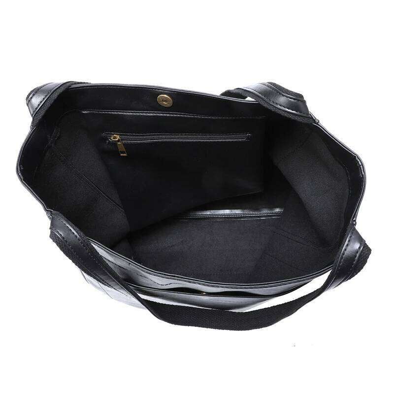 2025 Large Capacity Women Oil Wax Leather Fashion Purse Shoulder Bags With Side Pockets Girl Handbags Female Totes
