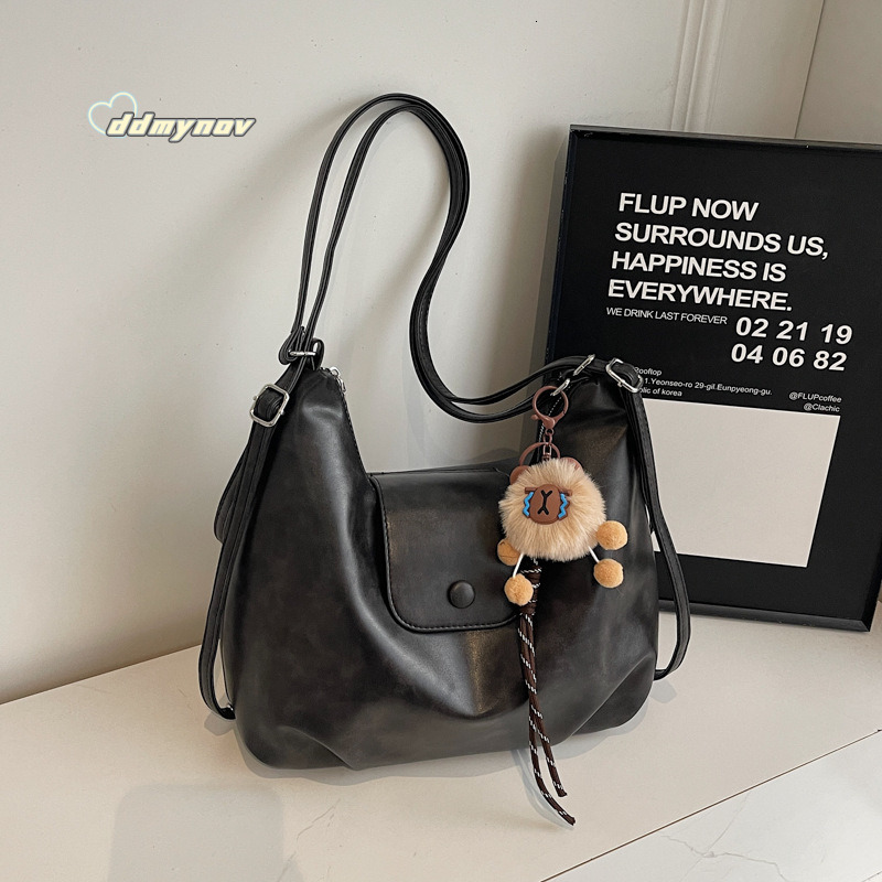 Tote 2024 New Women's Large Capacity Crossbody Versatile Commuter Backpack Niche Design Shoulder Bag ddmynov