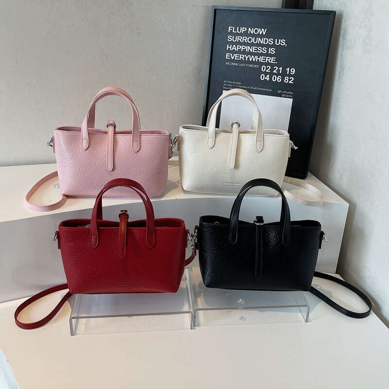 2025 New Large Capacity Handheld Tote Casual Commuter Fashion Single Shoulder Crossbody Women's Bag