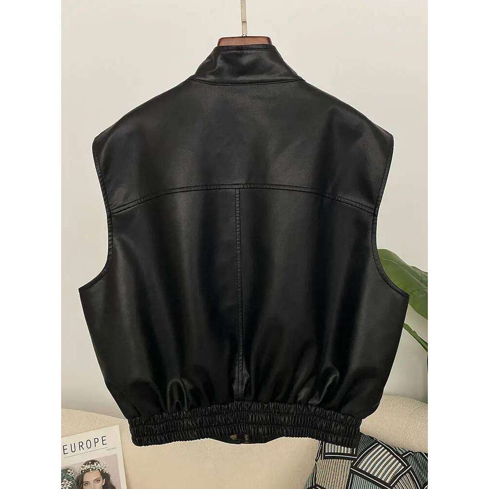 Leatherette Sleeveless New Fashion Vintage Black Vest Simple O-Neck Single Breasted Tank Faux Leather 2025 Spring Women