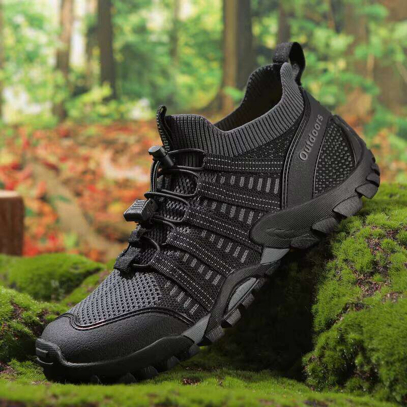 New Outdoor Flying Weave Men Tracing Creek Mountaineering and Hiking Unisex Shoes