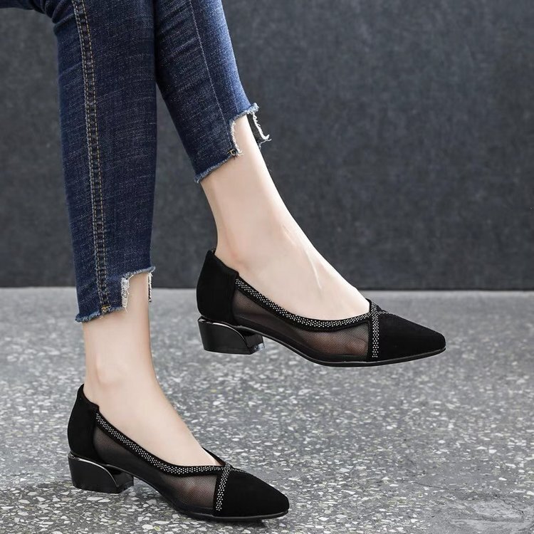 Breathable sandal Mesh Sandals For Women New Summer Pointed Toe Shallow Mouth Single Thick Heel Flat Versatile Comfortable Small Leather Shoes Ddmysat