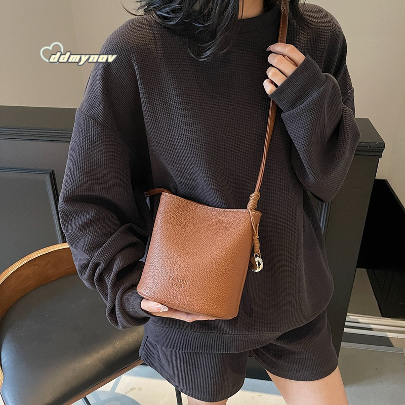 Trendy Fashion Litchi Grain Bucket for Women 2025 New Versatile Solid Color Simple Shoulder Stylish Casual Crossbody Bag ddmynov
