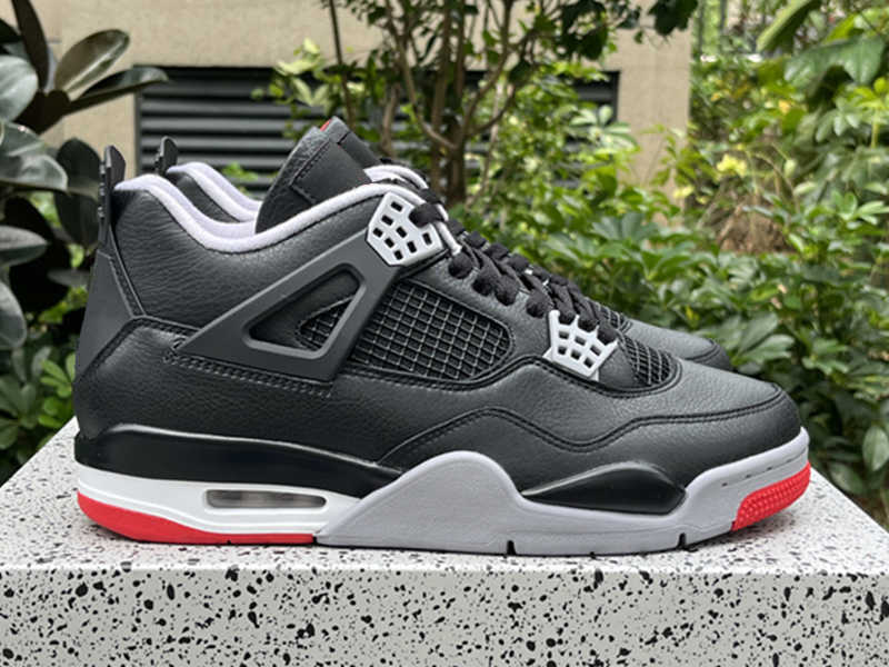 Bred Reimagined 4S Basketball Shoes SP Red Cement White Pine Green Sail Infrared Thunder Yellow Lightning Black Cat Trainer Military Canvas Sports Sneaker