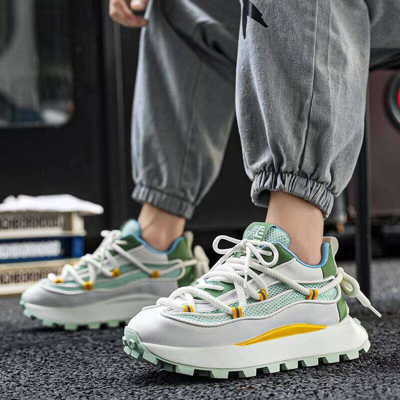 Wholesale Hot Selling Outdoor Sports High-quality Men's Casual Lightweight and Breathable Fashion Walking Shoes
