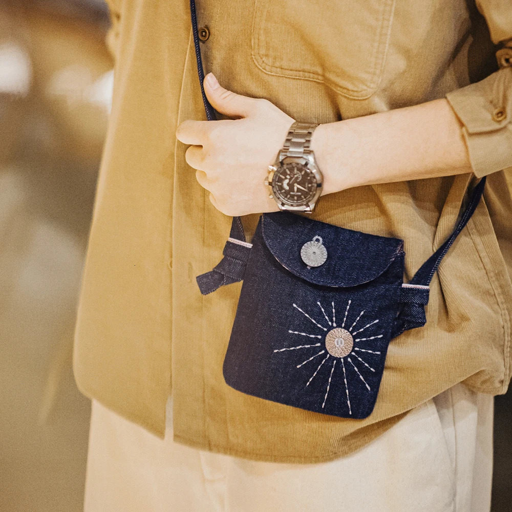Vintage Embroidered Denim Messenger Bag Ethnic Style Patchwork Mobile Phone Bags Unisex Versatile Small Accessory 250605