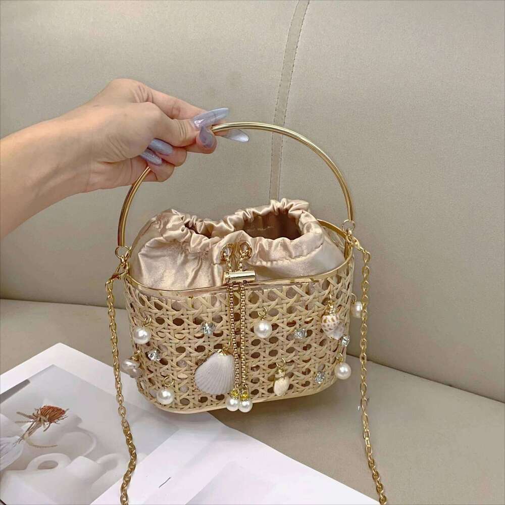 Summer Flower Beach Women Bohemia Hand Woven Beaded Straw Dia Handbag Elegant Shoulder Bag High Quality Evening Bags