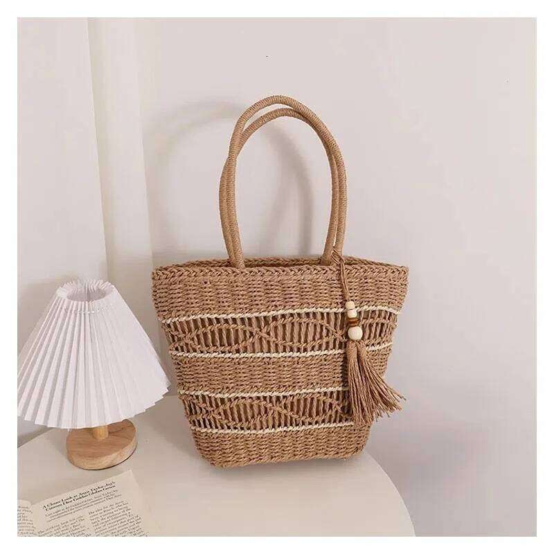 Straw Beach Women's Hand Large Capacity Paper Rope With Tassel Shoulder Bag Woven Handbag