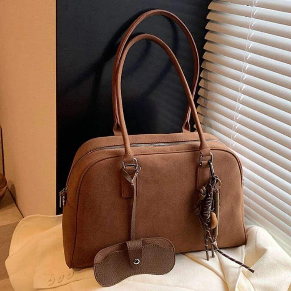 Big Size Women Bowling Bags Suede Large Capacity Shoulder Crossbody Bag With Long Strap 2025 Designer Handbags Tote Sac
