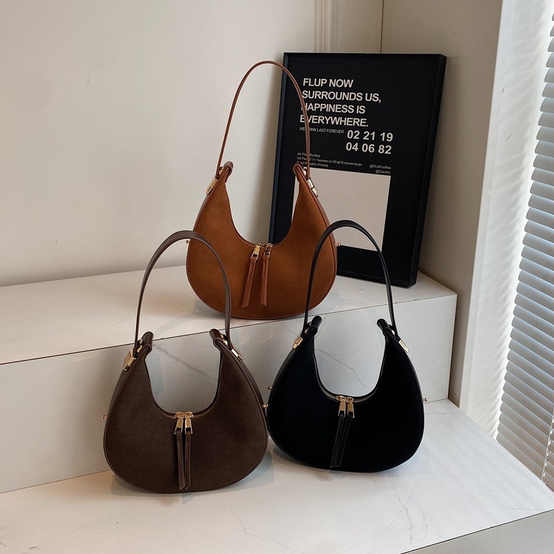 Free Shipping Designer Bag Niche Handbag Women's Autumn/winter Versatile 2025 New Korean Version Fashion Trend High-end Single Shoulder Armpit Ba