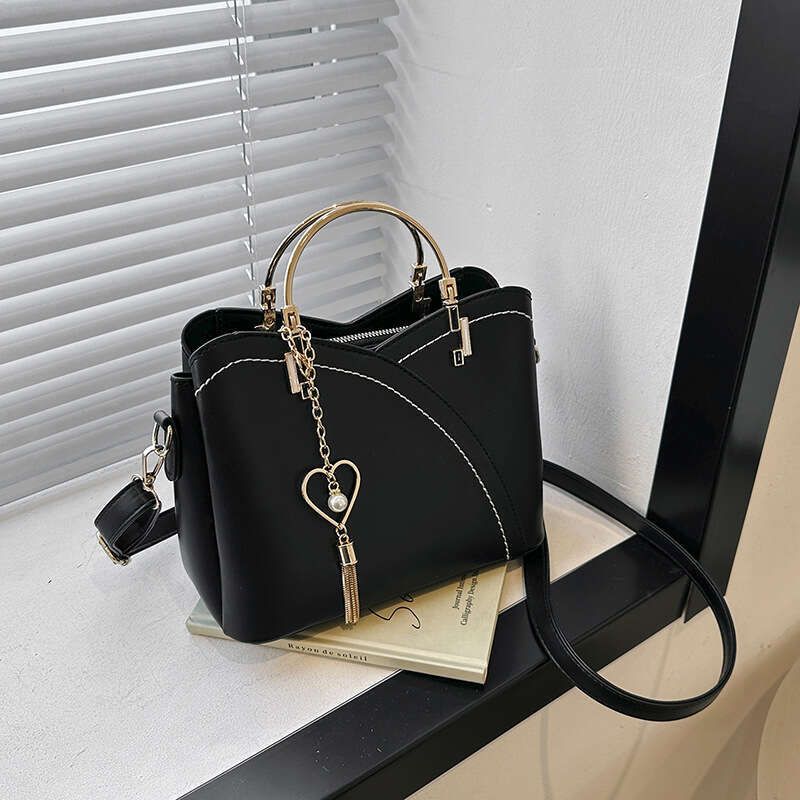 Women's 2024 New Trend Handbag Color-Block Shoulder Large Capacity Fashion Light Luxury Crossbody Bag GUHUISHU