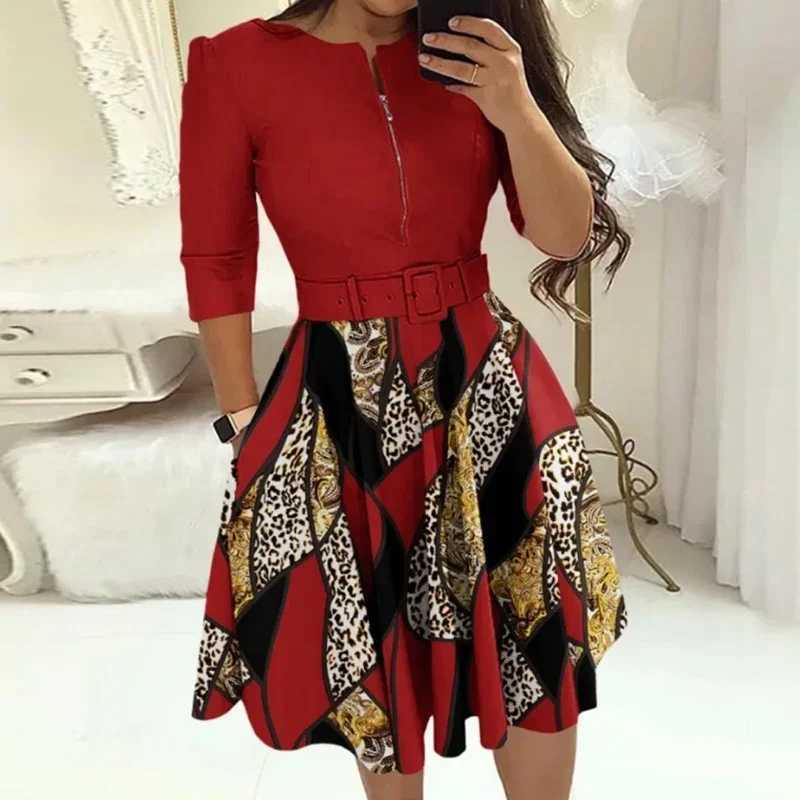 Fashion Women Patchwork A-line Dresses Autumn/Winter Round Neck Printed Belt Party Dress Elegant Office Lady Zipper Dress XJ250610