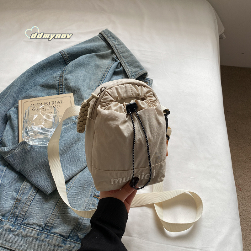 Phone for Women Small 2025 New Summer Mini Water Bottle Lightweight Simple Crossbody Bag ddmynov