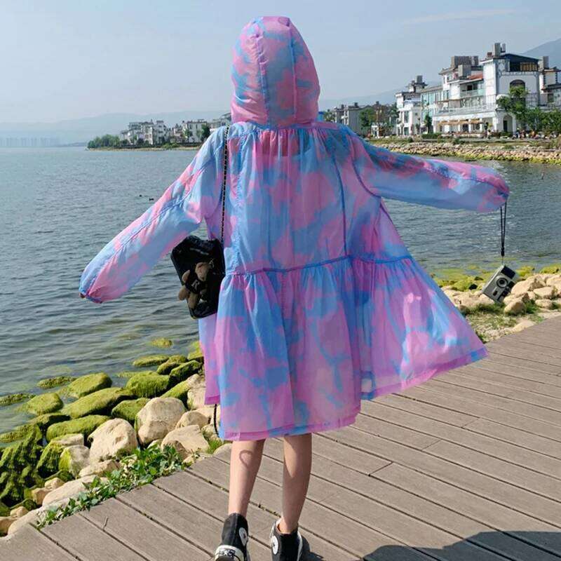 DEAT Fashion Printed Thin Sunscreen Jacket Women;S Hooded Big Size Zipper Long Sleeves Jackets Summer New Tide 7Ab9182