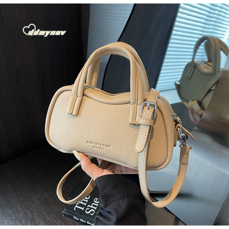 Handheld Small Square for Women 2025 Autumn New Ins Simple Fashion Single Shoulder High-end Crossbody Bag ddmynov