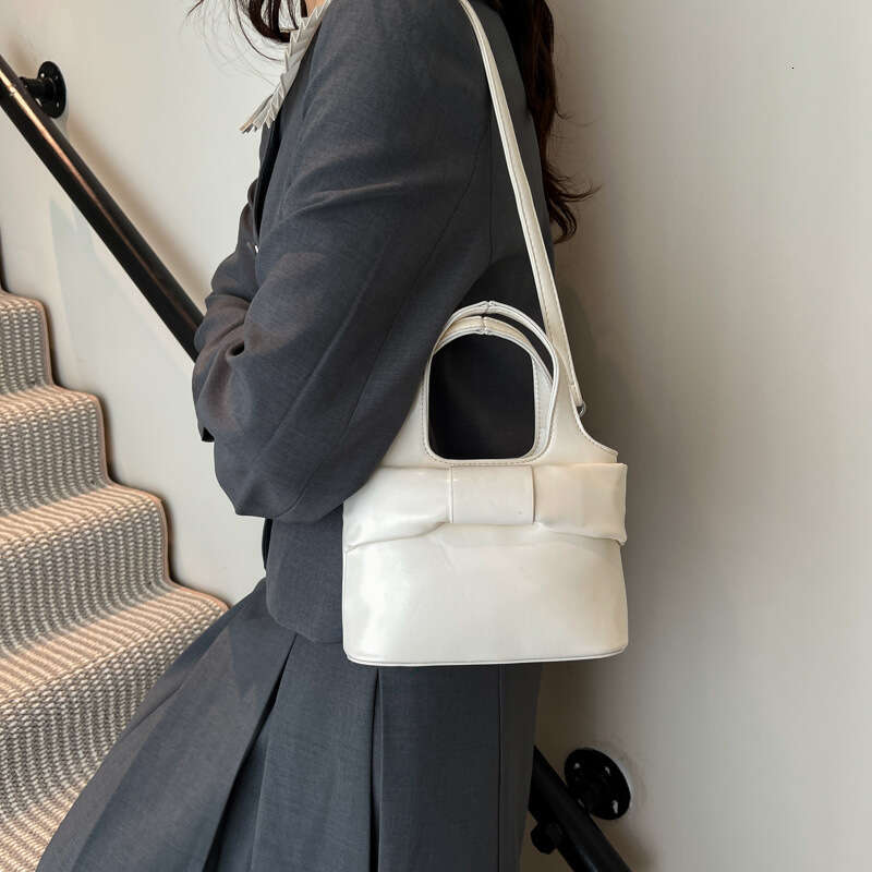 Bucket Women's 2025 New Fashion Stylish Versatile Crossbody Handbag Shoulder Bag For Going Out