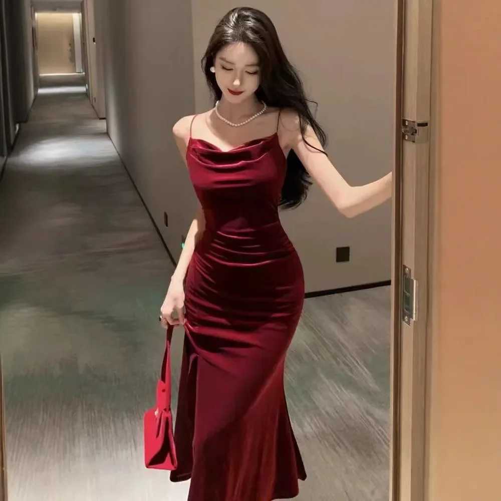 French Velvet Strapless Long Dress Women Summer Sexy Tight Fish Tail Gown Slit Bodycon Dress Sleeveless Elegant Evening Gown XJ250610
