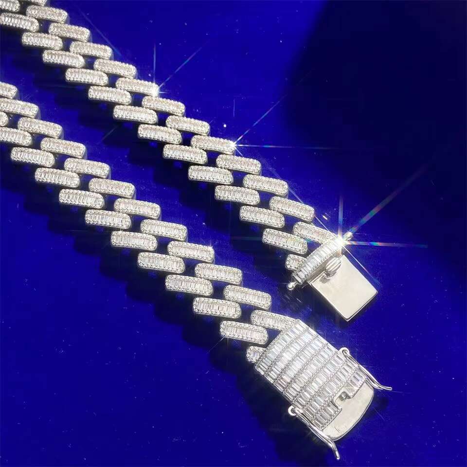 OACOCA Custom Jewelry 18inch Cubic Zircon Iced Out Moissanite Cuban Link Chain Necklace for Men