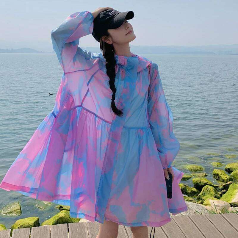 DEAT Fashion Printed Thin Sunscreen Jacket Women;S Hooded Big Size Zipper Long Sleeves Jackets Summer New Tide 7Ab9182