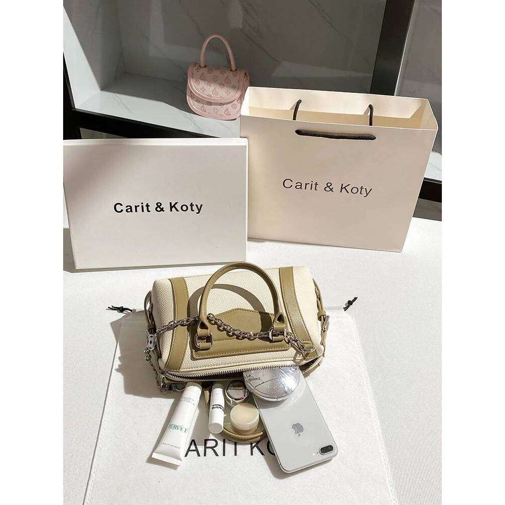 Women's New Fashion Boston Handbag With Contrast Color Stylish Chain Decoration High Quality And Shoulder Bag