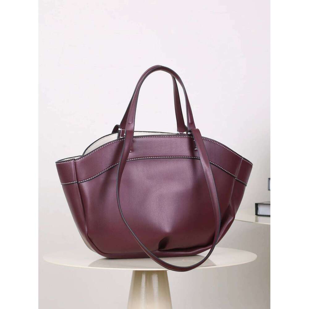 2024 Autumn And Winter New Women's Bags Brown Large Capacity Portable Shoulder Bury Commuting Shopping Bag Versatile Cas