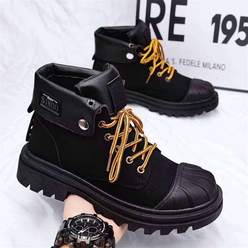 Hot Selling Autumn and Winter Thick Soled Short Boots, Men's Couple's Leather Custom Boots Casual Shoes