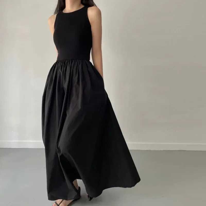 New Summer Simple Elegant Black Long Dresses For Women Round Neck Sleeveless High Waist Temperament Female Fashion Style Dress XJ250610