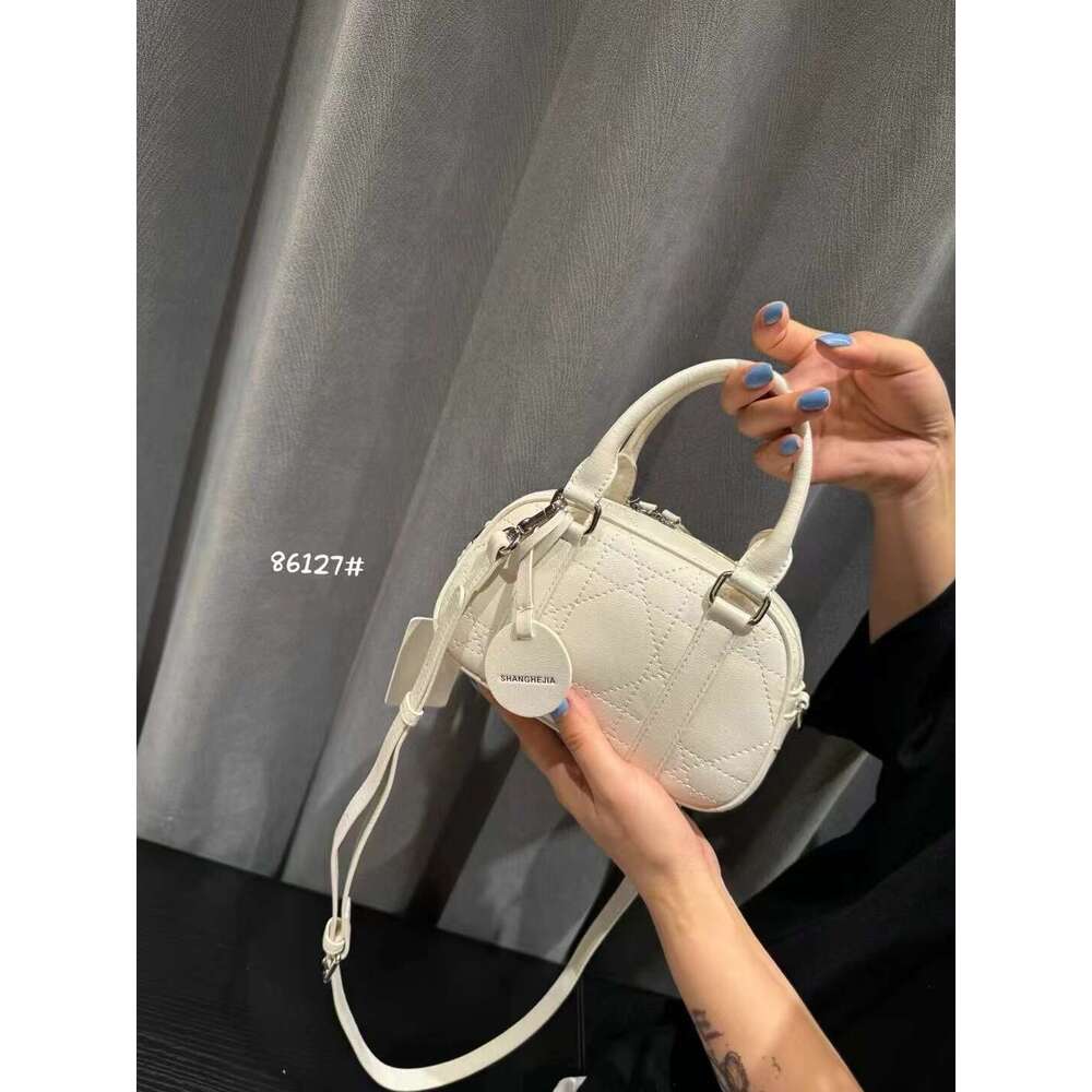 New Korean Style Solid Color Embroidered Handbag Fashion Versatile Shoulder Niche Crossbody Bag for Women