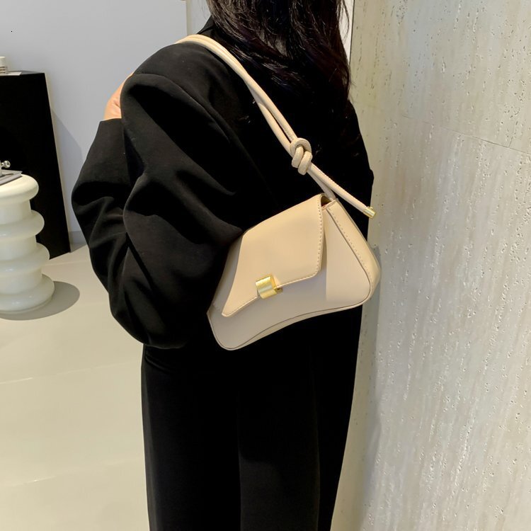 Free Shipping New Designer Bag For 2025 High-end Bag Women 2024 French Baguette Retro Handbag Underarm Luxury Wallet Stylish Girl Shoulder Crossbody S