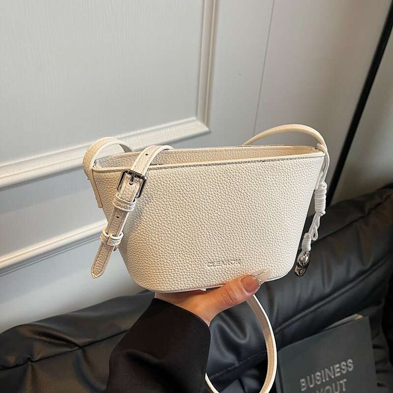 Exquisite Mini for Women 2025 New Summer Versatile Crossbody Fashionable Super Popular Stylish Shoulder Bucket Bag