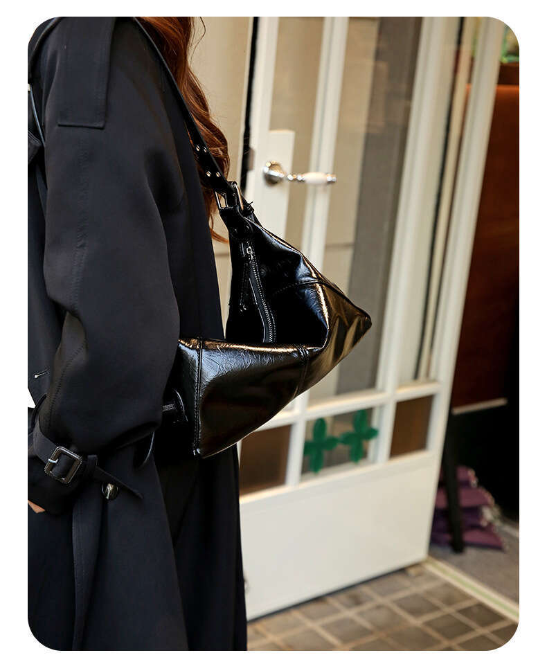 2025 New French Style Niche Crossbody High-end Sweet Cool Girl Fashion Single Shoulder Soft Leather Bag for Women