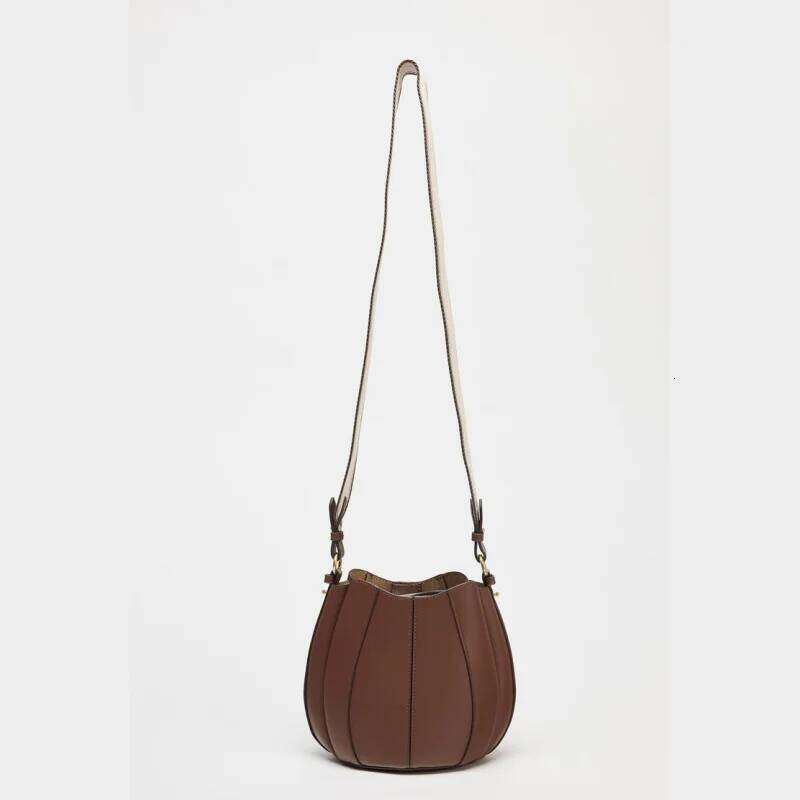 Fashionable Bucket Designer Shoulder Handbags, Crossbody Bag, Wallet With Removable Pocket