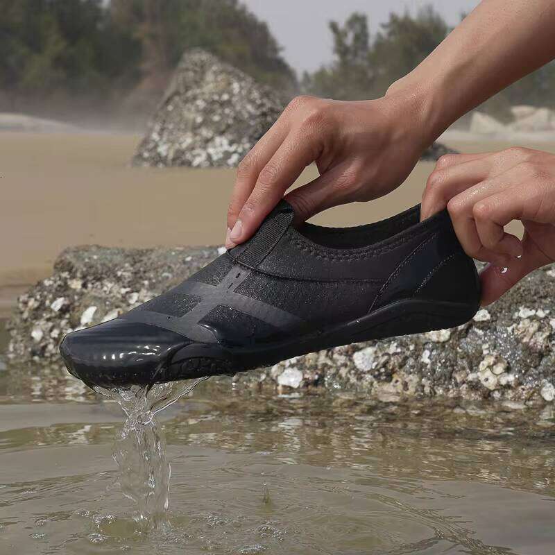 Brand New Outdoor Mesh Upper Men's River Tracing Mountaineering Hiking Unisex Quick Dry Shoes