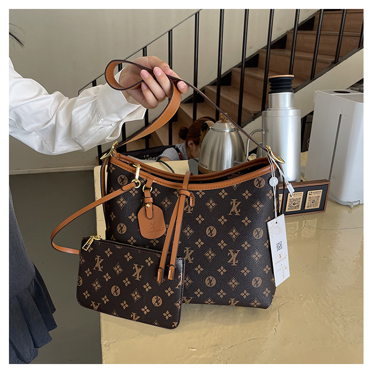 Free shipping 2025 designer Shoulder Bags womans ladies flap lady square handbag women crossbody Underarm Large capacity tote bag