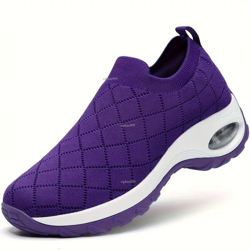 Cross-border Foreign Trade Women's Shoes Large Size Flyknit Sock Slip-on Outdoor Running Casual Shoes Breathable Designer Shoes Simple Air Cushio