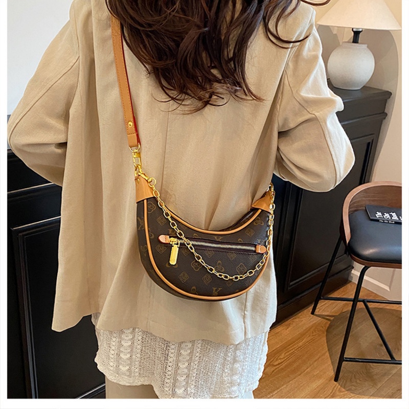 Free Shipping 2025 Designer Women's Luxury Fashion Simple Printed Bag Dumpling Bag Handbag Chain Shoulder Cross Bag black brown