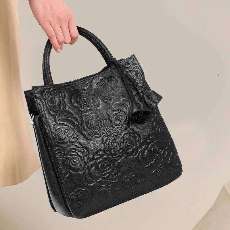 Aidrani 2024 Women's Fashion Genuine Leather Bag, Large Capacity Flower Patterned Brand Cowhide Bag