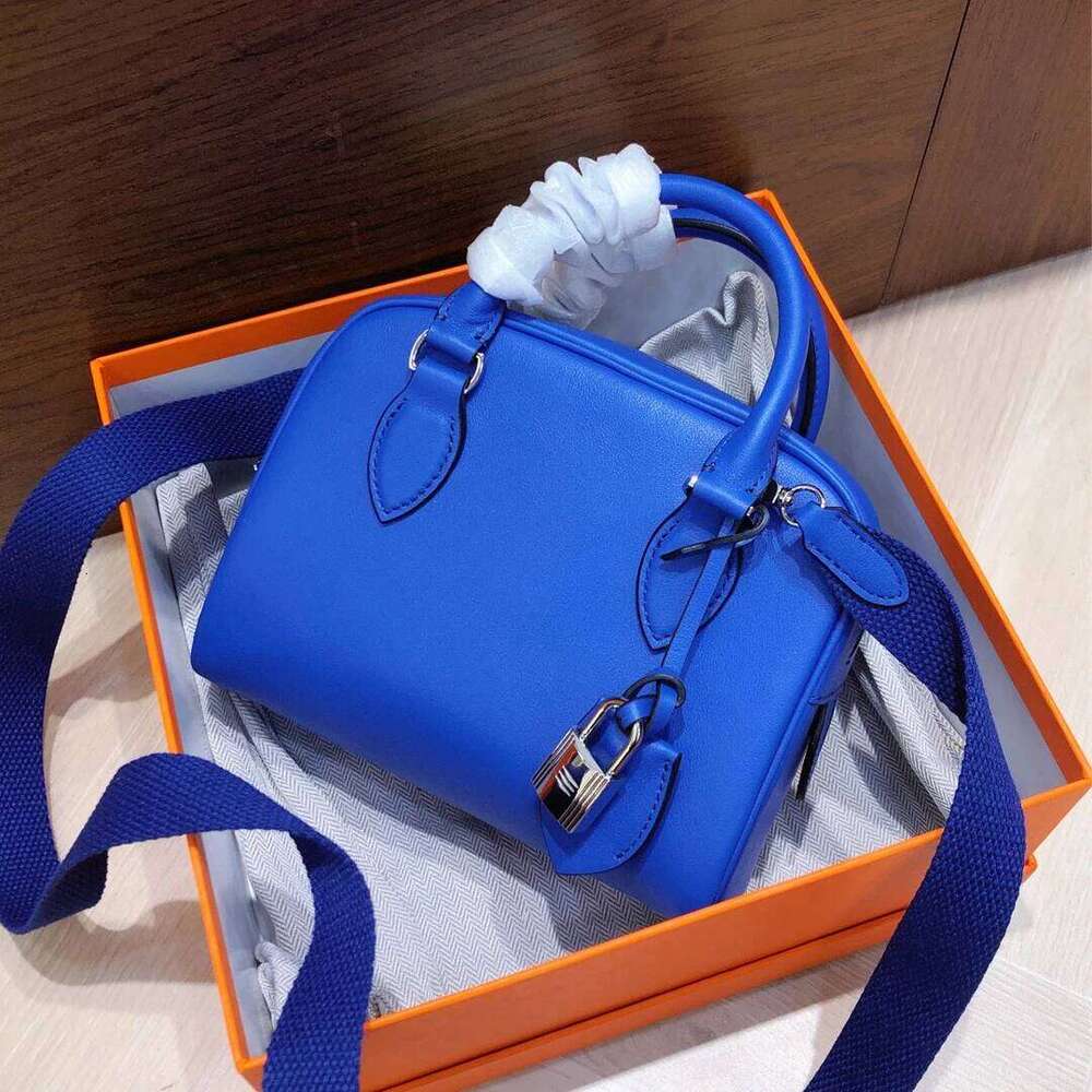 New Leather Handbag Small Size 18Cm Women's Top Layer Cowhide Bowlin Fashion Simple Crossbody Bagg Pillow Bag Boston
