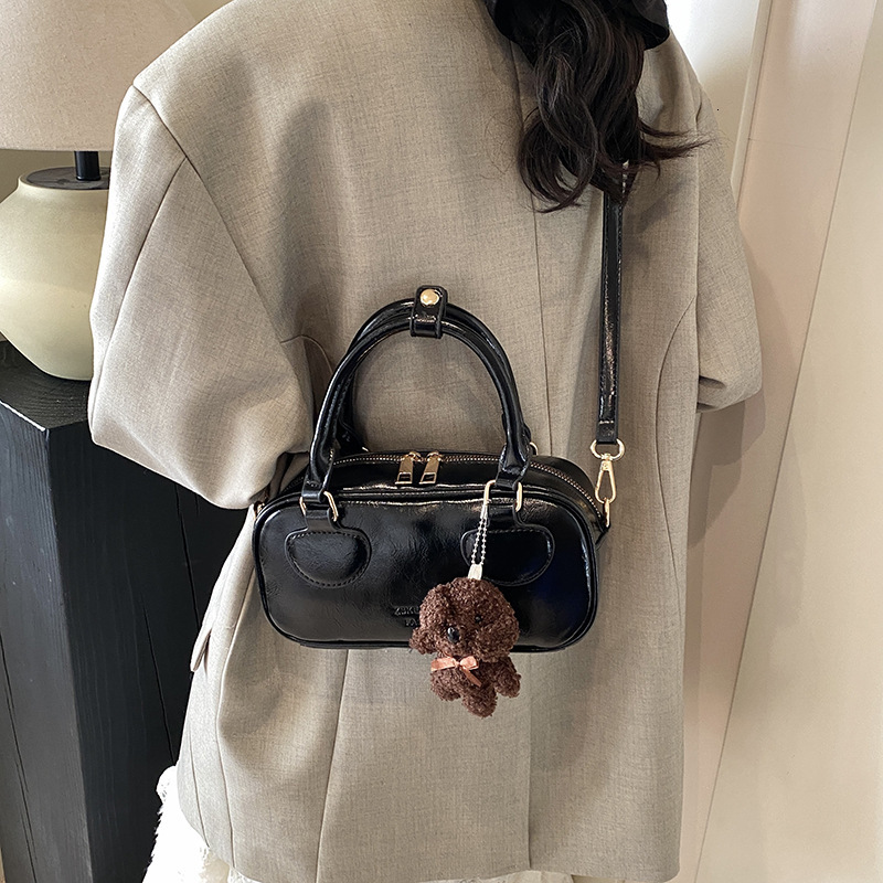 Free Shipping 2025 New Designer Bag Luxury Wallet Fashion Shoulder Crossbody Bag Niche Retro Fashion Handbag