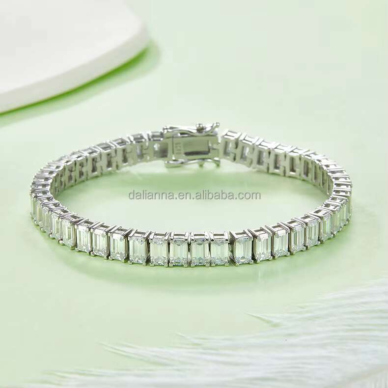 Hot Sale Ice Out 925 Silver Gold Plated Length16Cm 18Cm 20Cm Bracelets 0.5Ct Emerald Cut Moissanite Tennis Bracelets