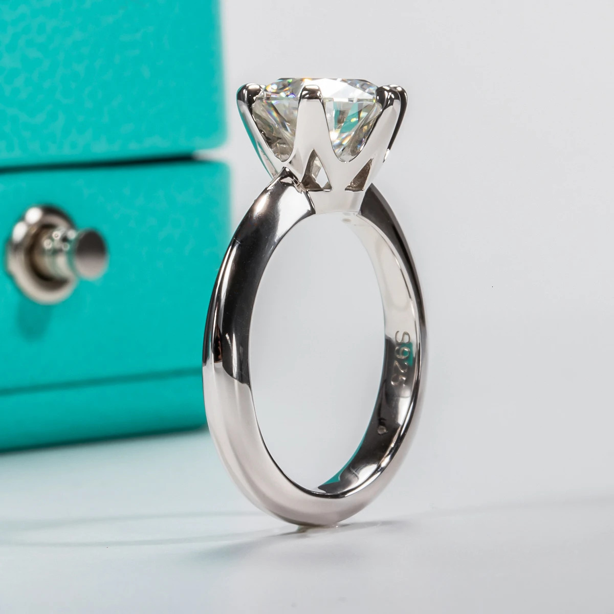 AnuJewel 1ct 2ct 3ct 5ct D Color Engagement Ring For Women 925 Sterling Silver Gold Plated Solitaire Rings Wholesale 250610