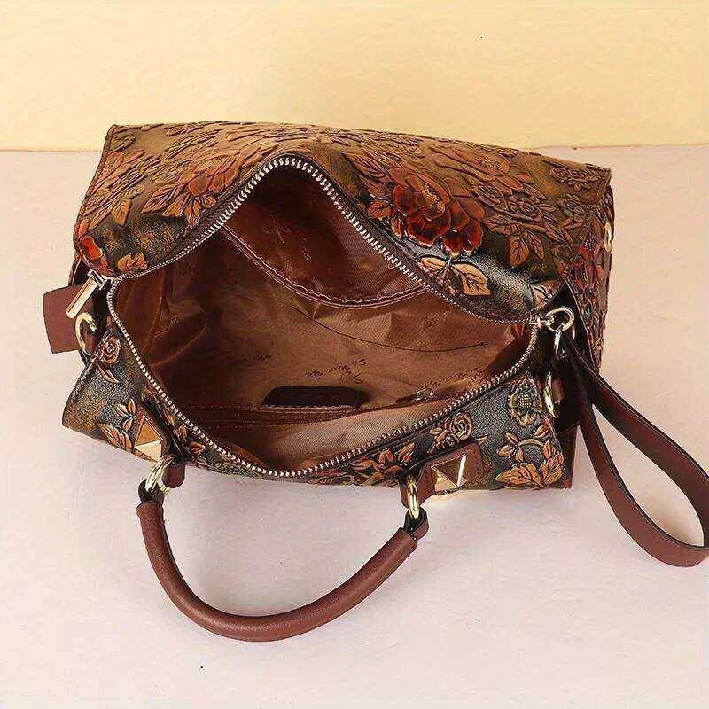 Spring/Summer Women's 2024 New One Shoulder Soft Leather Middle Aged Mom Crocodile Pattern Handbag Boston Pillow Bag