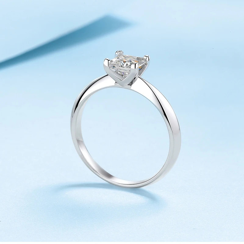 Tezzc 1ct 2ct Princess Cut Lab Diamond Ring For Women 925 Sterling Silver Pass Diamond Test Bands Party Wedding Rings 250610